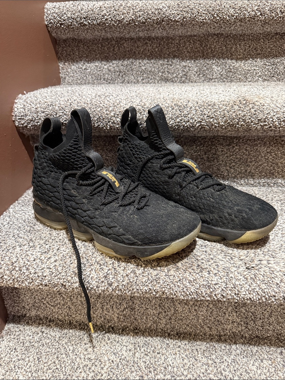 Nike LeBron 15 Black & Gold Basketball Shoes